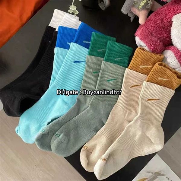 wholesale socks men's women stockings pure cotton sport sockings letter nk print n3ub, Black
wholesale socks men's women stockings pure cotton sport sockings letter nk print n3ub, Black