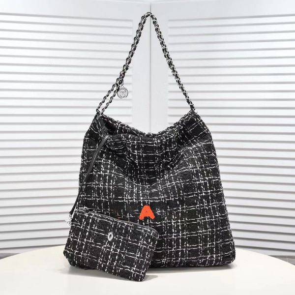 luxurys ccity handbags tote bag handbag designer grand shoulder bag shopping tote gold coin pearl beads chain expensive fabric woman fashion
luxurys ccity handbags tote bag handbag designer grand shoulder bag shopping tote gold coin pearl beads chain expensive fabric woman fashion