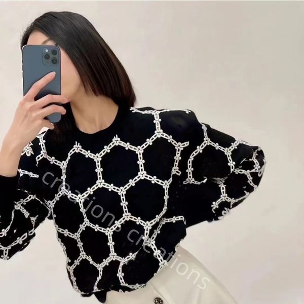 designer womens knits tees 2023ss new fashion cardigan t-shirt luxury brand floral embroidery pattern hollow out print womens shirt size xs, White
designer womens knits tees 2023ss new fashion cardigan t-shirt luxury brand floral embroidery pattern hollow out print womens shirt size xs, White