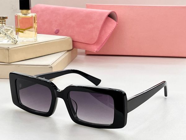sunglasses for women summer designers 52y style anti-ultraviolet retro plate square full frame glasses random box, White;black
sunglasses for women summer designers 52y style anti-ultraviolet retro plate square full frame glasses random box, White;black