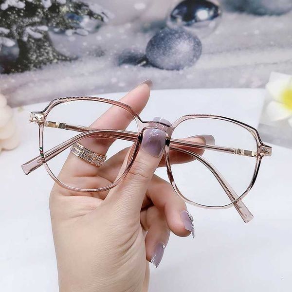 designer glasses new family's tr90 anti blu ray flat lens fashion trendy women's street p plain decoration myopia spectacle frame, White;black
designer glasses new family's tr90 anti blu ray flat lens fashion trendy women's street p plain decoration myopia spectacle frame, White;black