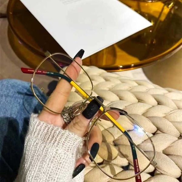 designer glasses xiao zhan's same eyeglass frame men's and women's artistic golden silk edge oval, White;black
designer glasses xiao zhan's same eyeglass frame men's and women's artistic golden silk edge oval, White;black