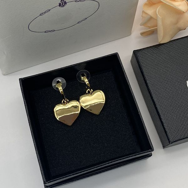 trendy gold love heart dangle earring jewelry ins style women 18k gold plated brass luxury designer earrings aretes orecchini, Silver
trendy gold love heart dangle earring jewelry ins style women 18k gold plated brass luxury designer earrings aretes orecchini, Silver