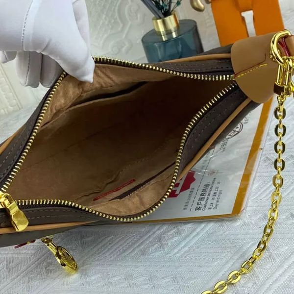 m81166 m80198 luxurys designers women classic brands shoulder bags totes quality handbags purses leather lady moon type fashion bag, Black;red
m81166 m80198 luxurys designers women classic brands shoulder bags totes quality handbags purses leather lady moon type fashion bag, Black;red