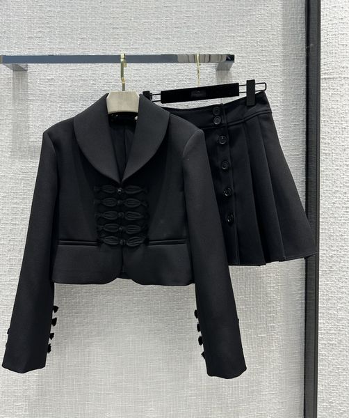 two piece dress european fashion luxury 2023 early spring new black set, White
two piece dress european fashion luxury 2023 early spring new black set, White