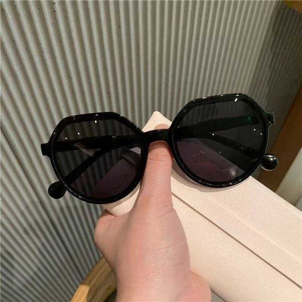 aamaster-class classic men women sunglasses glass lens uv400 acetate frame.suitable for sunshading driving and fishing on the beach. leather, Blue
aamaster-class classic men women sunglasses glass lens uv400 acetate frame.suitable for sunshading driving and fishing on the beach. leather, Blue