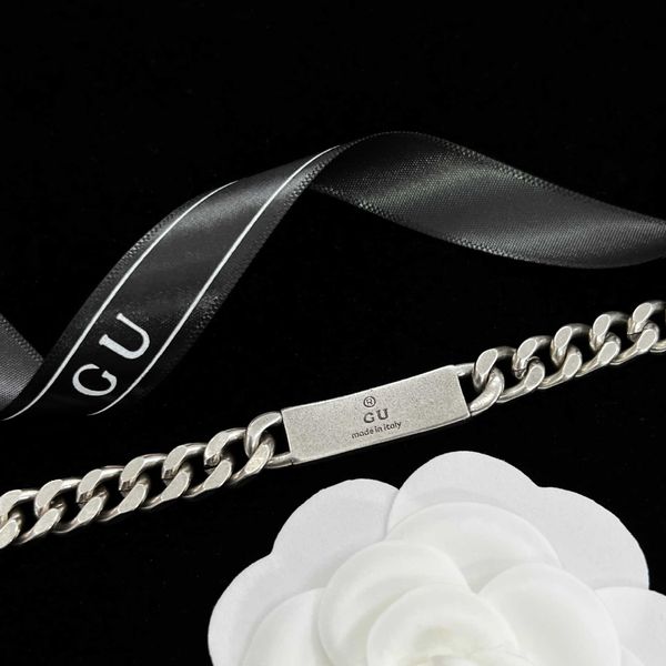 2023 designer ujia high edition new double letter chain necklace g family bracelet open ring silver http //de
2023 designer ujia high edition new double letter chain necklace g family bracelet open ring silver http //de