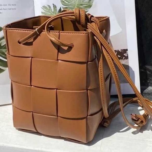 bvs designer luxury womens bottegas bags handbag venetas woven bag pouch nylon fashion shoulder jodie totes leather crossbody bag cassette m
bvs designer luxury womens bottegas bags handbag venetas woven bag pouch nylon fashion shoulder jodie totes leather crossbody bag cassette m