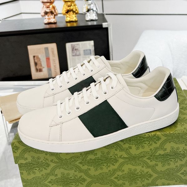 designer luxury shoes sports shoes womens shoes outdoor shoes mens shoes board shoes white cow leather breathable embroidery classic casual, Black
designer luxury shoes sports shoes womens shoes outdoor shoes mens shoes board shoes white cow leather breathable embroidery classic casual, Black