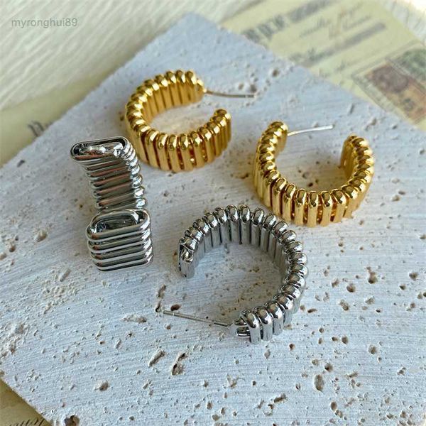 charm ins earrings personality niche c-shaped women's space line spring premium feel 2meg, Golden
charm ins earrings personality niche c-shaped women's space line spring premium feel 2meg, Golden
