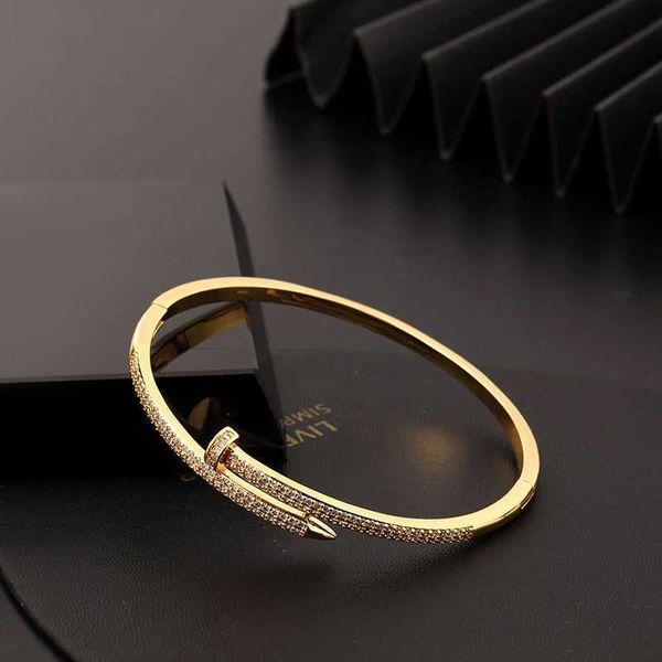 designer carti bracelet personalized micro inlaid zircon bracelet women's light luxury niche ins style advanced design open bracelet el, Black
designer carti bracelet personalized micro inlaid zircon bracelet women's light luxury niche ins style advanced design open bracelet el, Black