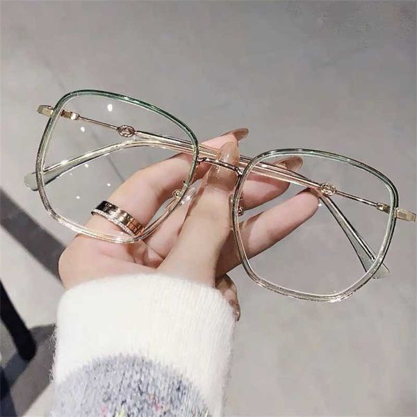 designer glasses new polygonal nearsightedness glasses frame tr90 eyeglass with paint dots on the legs to prevent blue light and flat, White;black
designer glasses new polygonal nearsightedness glasses frame tr90 eyeglass with paint dots on the legs to prevent blue light and flat, White;black