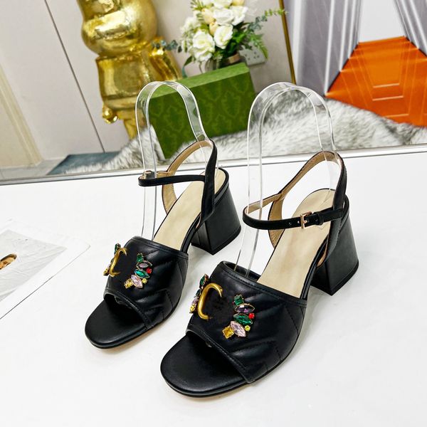classic designer g sandals women heel slippers leather flip flops luxury ggity fashion letters woman hfgdfg, Black
classic designer g sandals women heel slippers leather flip flops luxury ggity fashion letters woman hfgdfg, Black