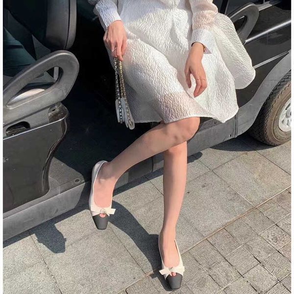 the row the row 2023 spring/summer new square toe colored small fragrant bow sandals flat mid heel shoes 2xfu, Black
the row the row 2023 spring/summer new square toe colored small fragrant bow sandals flat mid heel shoes 2xfu, Black