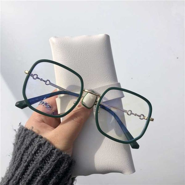 designer glasses new blue light proof glasses female creative irregular myopia spectacle frame net red large plain, White;black
designer glasses new blue light proof glasses female creative irregular myopia spectacle frame net red large plain, White;black