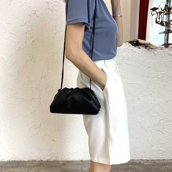bvs designer luxury womens bottegas bags handbag venetas woven bag pouch nylon fashion shoulder jodie totes leather crossbody bag cassette m
bvs designer luxury womens bottegas bags handbag venetas woven bag pouch nylon fashion shoulder jodie totes leather crossbody bag cassette m