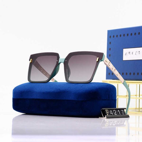 fashion g letter luxury sunglasses new polarized sunglasses 2022 large frame tr glasses women's, White;black
fashion g letter luxury sunglasses new polarized sunglasses 2022 large frame tr glasses women's, White;black