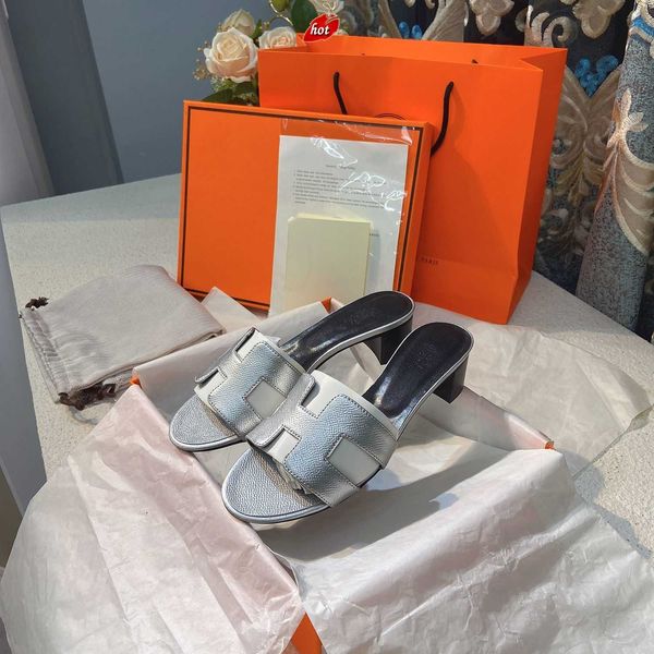 oran slipper for women designer flat sandals leather beach shoes heel high family summer 2023 new color matching leather wearing outside thi
oran slipper for women designer flat sandals leather beach shoes heel high family summer 2023 new color matching leather wearing outside thi