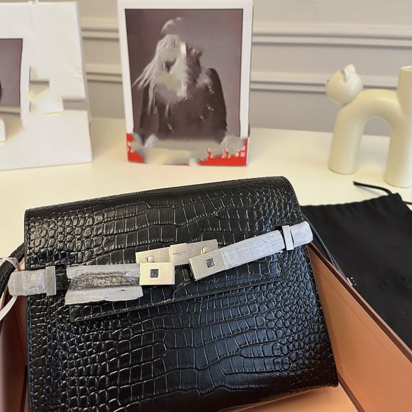 2023 tote bag designer bag the tote bags handbags designer bags luxurys handbags tote duffle bags black pu vintage shoulder
2023 tote bag designer bag the tote bags handbags designer bags luxurys handbags tote duffle bags black pu vintage shoulder