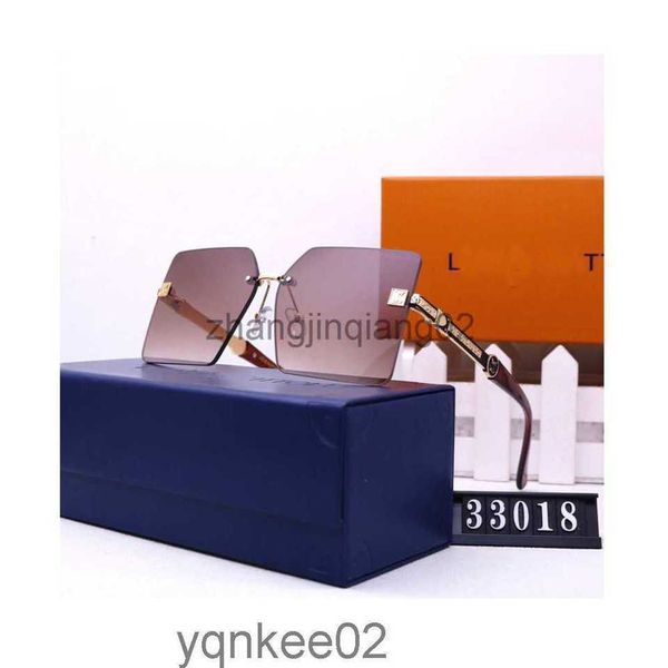 designer lou v sunglass cycle luxurious fashion sports polarize sunglasses men women lovers vintage baseball new leisure trend simple versat, White;black
designer lou v sunglass cycle luxurious fashion sports polarize sunglasses men women lovers vintage baseball new leisure trend simple versat, White;black