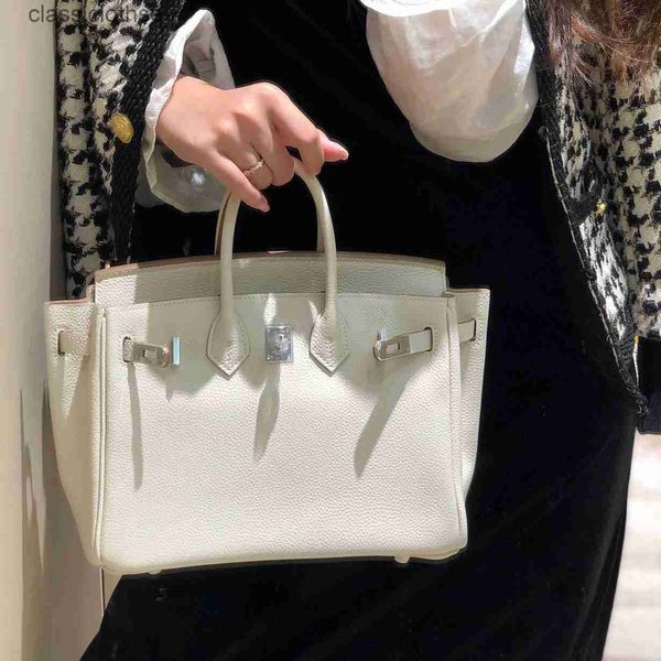 original edition designer herms briks bags online store 2023 new mini silver button cowhide fashion versatile one shoulder crossbody handhel
original edition designer herms briks bags online store 2023 new mini silver button cowhide fashion versatile one shoulder crossbody handhel