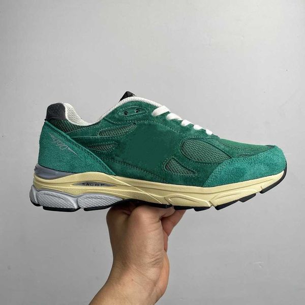 teddy santis 990v3 mens running shoes made in usa green gold women sneakers
teddy santis 990v3 mens running shoes made in usa green gold women sneakers