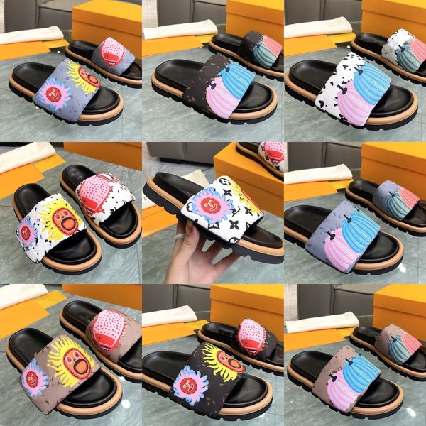 2023 lu pool pillow slides slippers monograms mule platform sandal designer women men shoes pool comfort embossed puffer slider sun pumpkin, Black
2023 lu pool pillow slides slippers monograms mule platform sandal designer women men shoes pool comfort embossed puffer slider sun pumpkin, Black