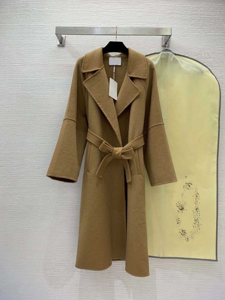 autumn winter women designer long trench coat style wool fabric lapel buttonless placket medium long sleeve coat coat dust bag logo brand de, Tan;black
autumn winter women designer long trench coat style wool fabric lapel buttonless placket medium long sleeve coat coat dust bag logo brand de, Tan;black