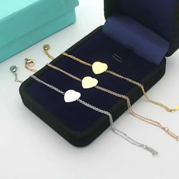 2023 classic luxury t peach heart chain bracelet women's love charm double layer bracelet designer bracelet, Black
2023 classic luxury t peach heart chain bracelet women's love charm double layer bracelet designer bracelet, Black