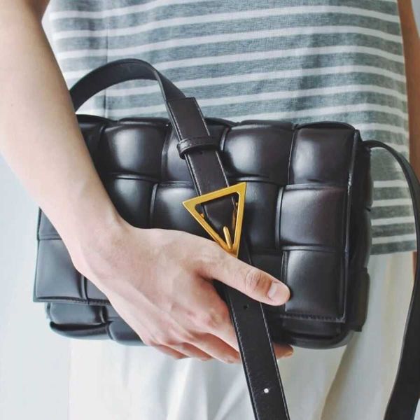 bvs designer luxury womens bottegas bags handbag venetas woven bag pouch nylon fashion shoulder jodie totes leather crossbody bag cassette m
bvs designer luxury womens bottegas bags handbag venetas woven bag pouch nylon fashion shoulder jodie totes leather crossbody bag cassette m