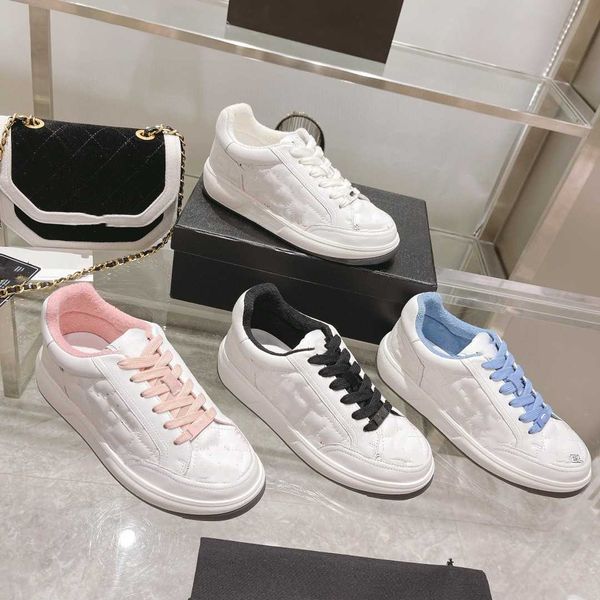 women designer white casual shoes c interlocking jogging sneakers leather embroidered plaid checks quilted spring sneaker chaussures jogging
women designer white casual shoes c interlocking jogging sneakers leather embroidered plaid checks quilted spring sneaker chaussures jogging