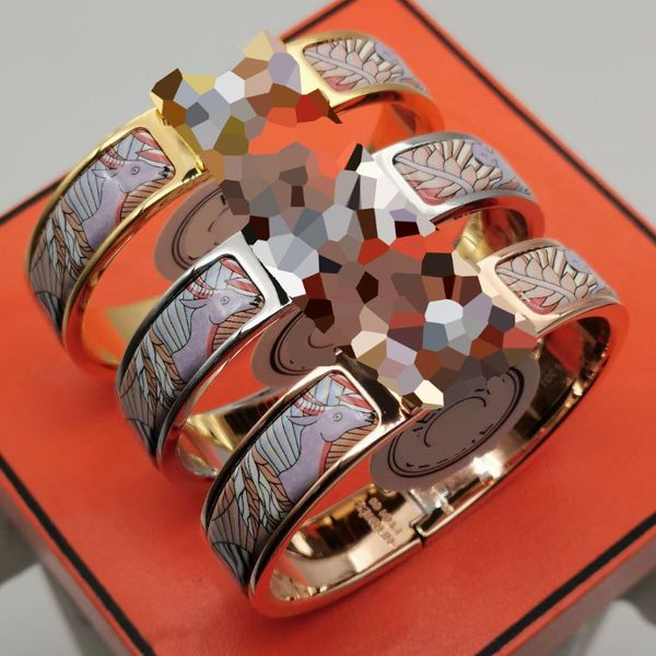 12mm enamel clic bangle for women charm bracelets new version deer coffee, Golden;silver
12mm enamel clic bangle for women charm bracelets new version deer coffee, Golden;silver