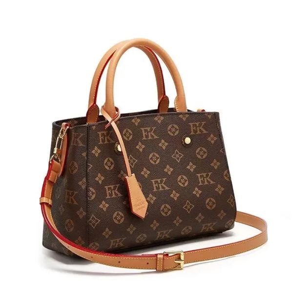 2022 designers women messenger travel bag classic style fashion shoulder bags lady totes handbags speedy 30 cm with key lock
2022 designers women messenger travel bag classic style fashion shoulder bags lady totes handbags speedy 30 cm with key lock