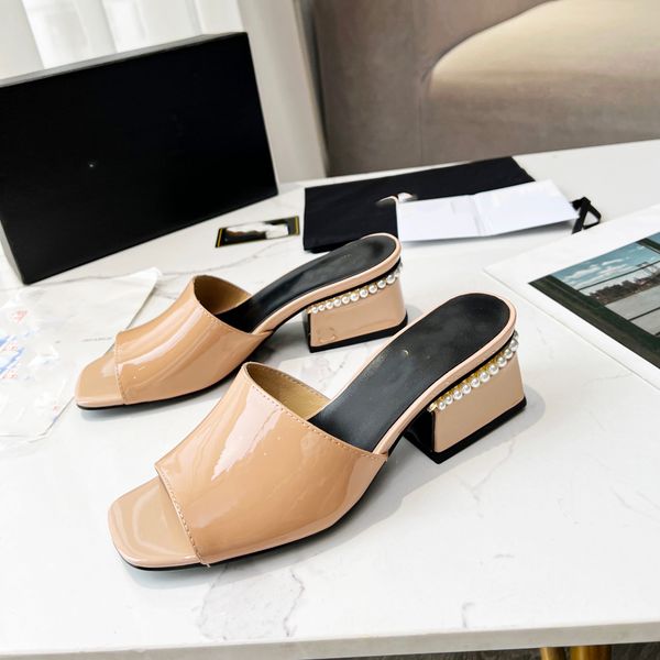 channel shoes fashion designer sandals leather high-heeled slippers women channel classic flip-flops summer sdgfsdf
channel shoes fashion designer sandals leather high-heeled slippers women channel classic flip-flops summer sdgfsdf