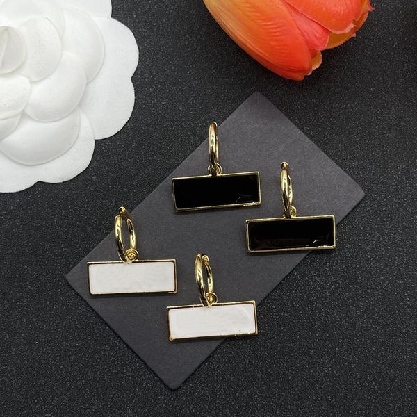 hip hop designer brand rectangle letter dangle earring ins style brass hoop eardrop jewelry for men women 1luxury earrings aretes orecchini, Silver
hip hop designer brand rectangle letter dangle earring ins style brass hoop eardrop jewelry for men women 1luxury earrings aretes orecchini, Silver