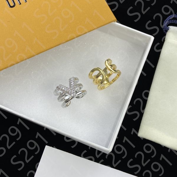 designer ring band v letter rings man women fashion crystal rhinestones trend accessories wedding rings jewelry no box, Slivery;golden
designer ring band v letter rings man women fashion crystal rhinestones trend accessories wedding rings jewelry no box, Slivery;golden