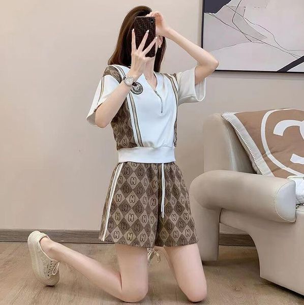 women tracksuits two piece skirts shorts set designer printed short sleeve baseball bomber jacket pleated skirts suit casual sportswear, Gray
women tracksuits two piece skirts shorts set designer printed short sleeve baseball bomber jacket pleated skirts suit casual sportswear, Gray
