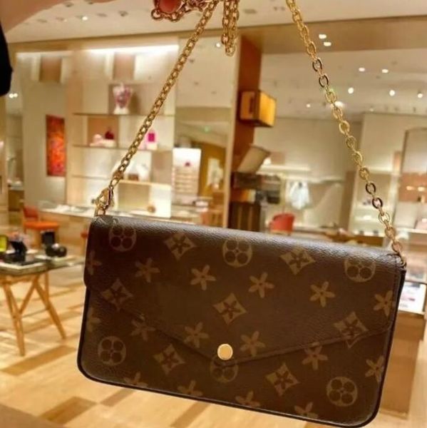 felicie pochette designer purse glossy mono embossed vernis patent calf leather shoulder bag chain adaptable envelope pouch
felicie pochette designer purse glossy mono embossed vernis patent calf leather shoulder bag chain adaptable envelope pouch