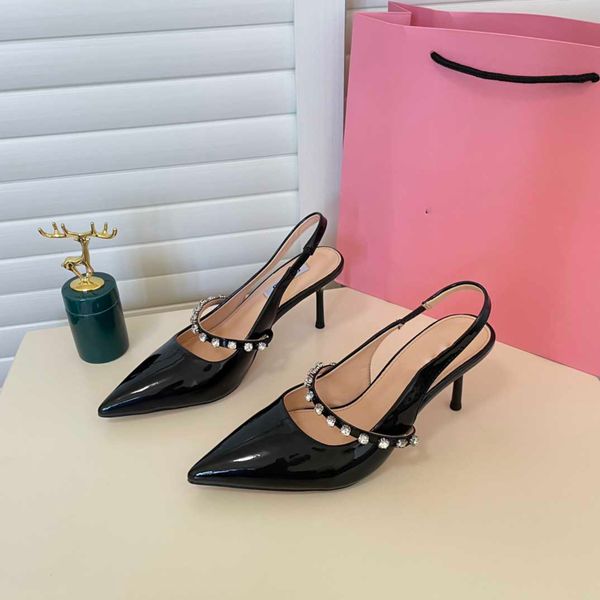women's miu designer luxury shoes high heels rhinestone sandals wedding bow dress shoes casual pointy black white and pink stilettos 35
women's miu designer luxury shoes high heels rhinestone sandals wedding bow dress shoes casual pointy black white and pink stilettos 35