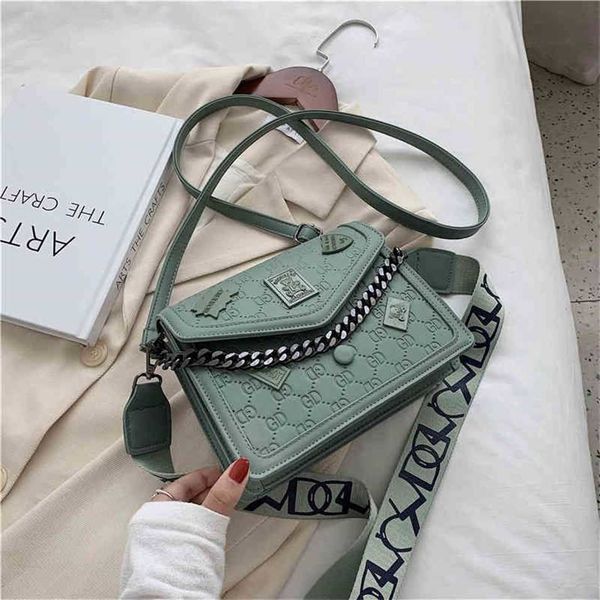 2023 designer bag handbag ce7r straight women's trend texture foreign style chain versatile wide belt single messenger small square bag
2023 designer bag handbag ce7r straight women's trend texture foreign style chain versatile wide belt single messenger small square bag