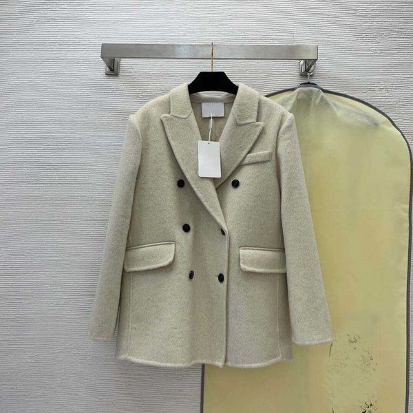 winter designer women suits logo brand blazer double-sided wool fabric double-breasted loose lapel long-sleeved suit coat dust bag logo bran, White;black
winter designer women suits logo brand blazer double-sided wool fabric double-breasted loose lapel long-sleeved suit coat dust bag logo bran, White;black