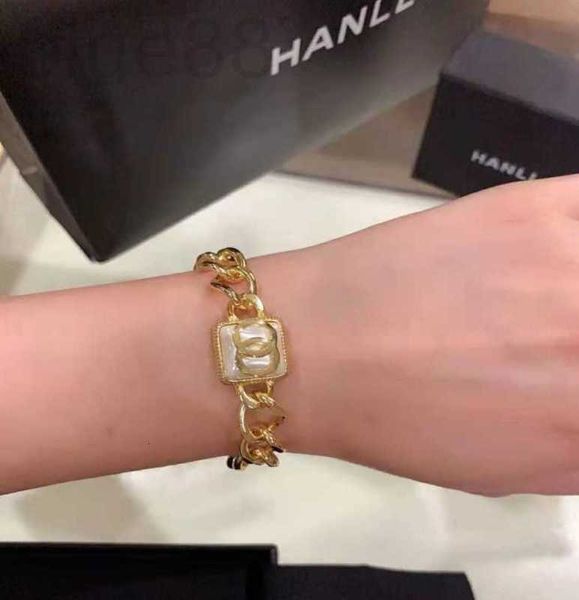 chain designer new small fragrance square twist chain fashion women's hand jewelry live broadcast bracelet 59ds, Black
chain designer new small fragrance square twist chain fashion women's hand jewelry live broadcast bracelet 59ds, Black