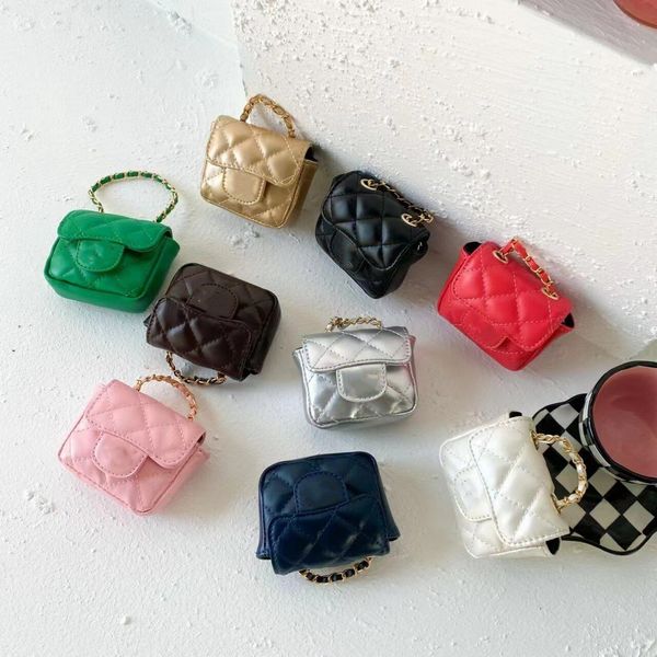 luxury girls metal letter handbag 2023 lady style kids quilted chain messenger bags children colorful princess bag mini wallet a9826, Black
luxury girls metal letter handbag 2023 lady style kids quilted chain messenger bags children colorful princess bag mini wallet a9826, Black