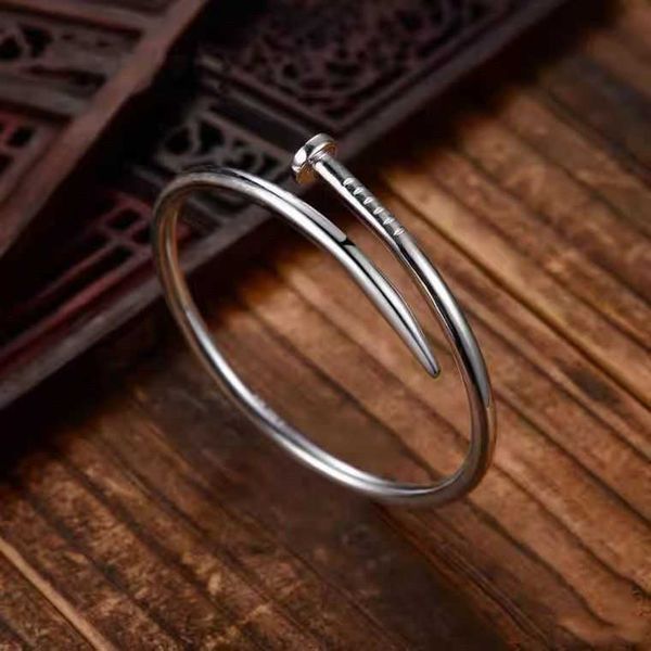 designer carti bracelet jewelry bangle silver fashion bracelet silver bracelet womens smooth open simple silver bracelet gift for girlfriend, Black
designer carti bracelet jewelry bangle silver fashion bracelet silver bracelet womens smooth open simple silver bracelet gift for girlfriend, Black