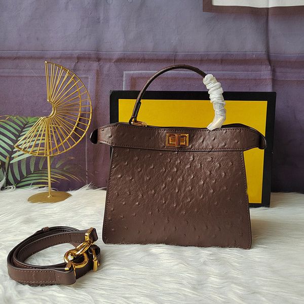 ostrich mini tote bag women crossbody shoulder bag handbags lady designer luxury purse internal interval 9a genuine leather twist lock hand
ostrich mini tote bag women crossbody shoulder bag handbags lady designer luxury purse internal interval 9a genuine leather twist lock hand