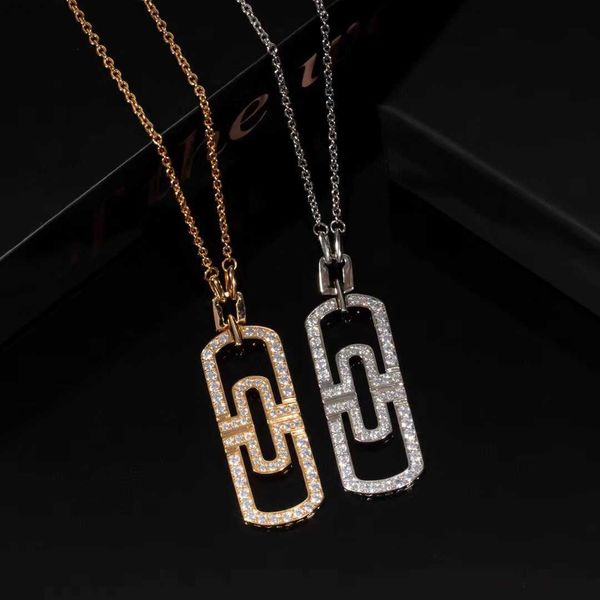 fashion jewelry paper clip necklace titanium steel plated 18k gold and diamond-encrusted paper hollowed out pendant clavicle chain filled, Silver
fashion jewelry paper clip necklace titanium steel plated 18k gold and diamond-encrusted paper hollowed out pendant clavicle chain filled, Silver