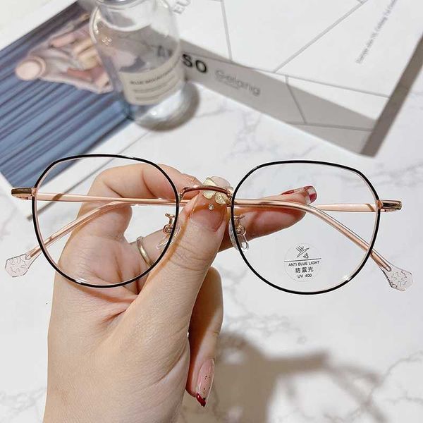 designer glasses h5521 student academy wind harajuku small fresh oval frame anti blue light glasses, White;black
designer glasses h5521 student academy wind harajuku small fresh oval frame anti blue light glasses, White;black