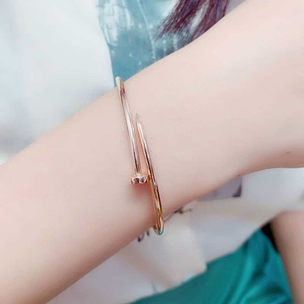 designer carti bracelet jewelry bangle craft luxury beautiful bracelet adjustable exquisite women's color gold bracelet trend, Black
designer carti bracelet jewelry bangle craft luxury beautiful bracelet adjustable exquisite women's color gold bracelet trend, Black