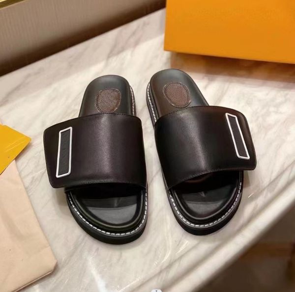 shoes slippers luxury women designer slipper gear bottoms flip flops sandals fashion causal flop size 35-45, White;red
shoes slippers luxury women designer slipper gear bottoms flip flops sandals fashion causal flop size 35-45, White;red