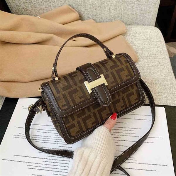 designer bag bag fashion trend retro crossbar versatile small square popular broadband portable single shoulder bag
designer bag bag fashion trend retro crossbar versatile small square popular broadband portable single shoulder bag